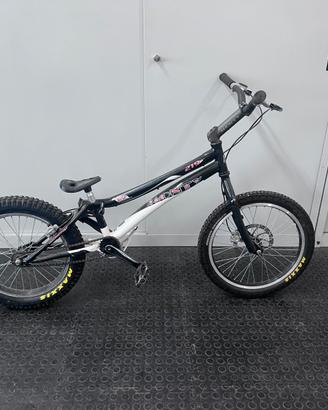 Bike trial monty 219