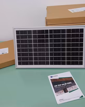 8 pannelli solari 10W 12V nuovi, kit 80W camper