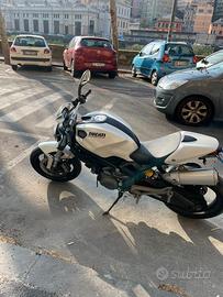 Ducati Monster 696 2008