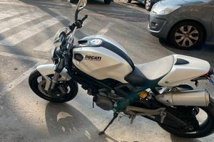 Ducati Monster 696 2008