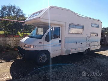 camper mansardato Granduca