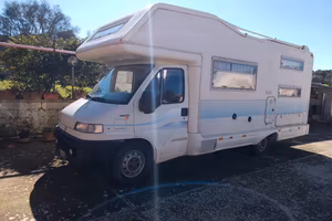 camper mansardato Granduca