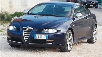 Alfa romeo gt - 2005