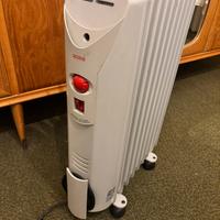 Radiatore elettrico a circolazione d'olio