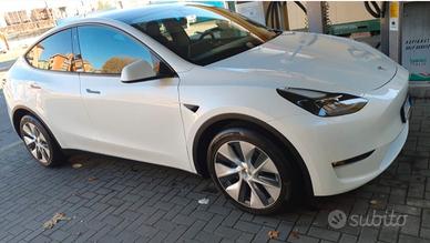 tesla model y longo range dual motor