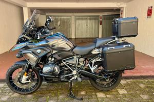 BMW R 1250 GS Triple Black 2022