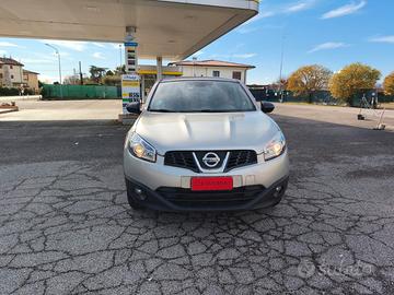 Nissan Qashqai 1.5 dCi (Gancio traino) Accetto Per