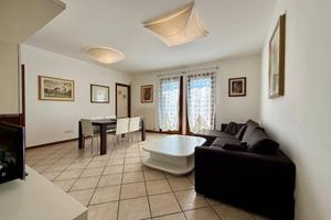 Appartamento di 109 m² con 5 locali e box auto dop