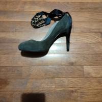 Decolté verdi scamosciate LOLA CRUZ