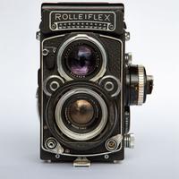 Rolleiflex - Carl Zeiss Planar 3.5/75mm