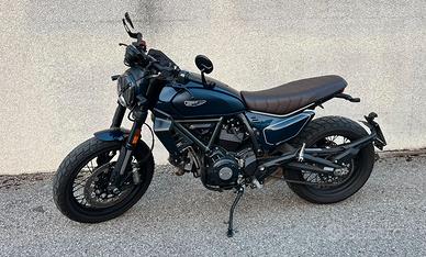 Ducati Scrambler 800 Nightshift (2025-2026)