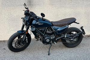 Ducati Scrambler 800 Nightshift (2025-2026)