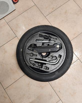 Ruotino di scorta Hankook + kit attrezzi