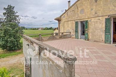 Villa di 400 m² con più di 5 locali a Bertinoro