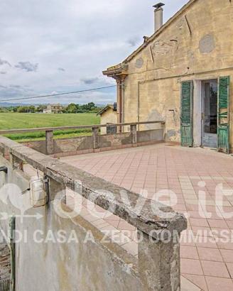 Villa di 400 m² con più di 5 locali a Bertinoro