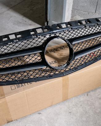 Griglia frontale Mercedes + portaoggetti
