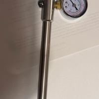 Pompa per forcella ad aria