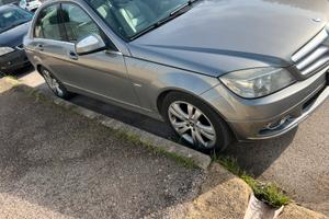 Mercedes c220 170cv avantguarde w204
