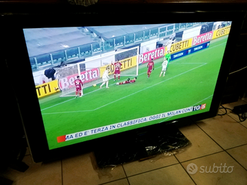 Tv 24 , 26 e 32 pollici funzionante