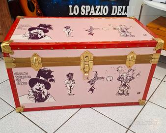 Baule rosa con pagliacci 