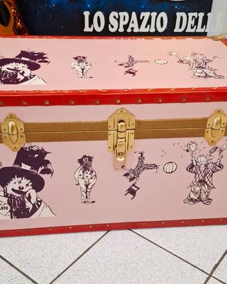 Baule rosa con pagliacci 