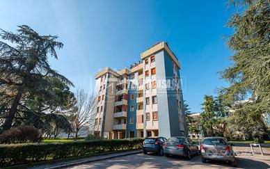 TRILOCALE DOPPIO SERVIZIO IN PIENO CENTRO