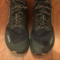 Altra lone peak gore text 9+