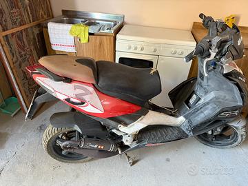 Aprilia sr factory