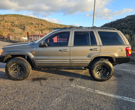 Due Jeep Grand cherokee WJ