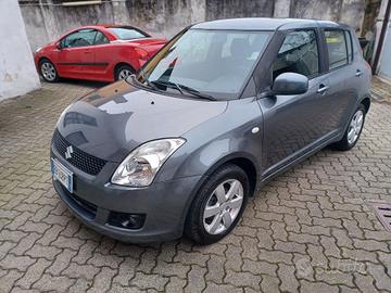 SUZUKI Swift 1.3 5p. GL 4X4