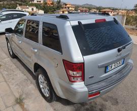 Jeep grand cherokee overland