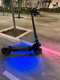 Bicicletta , monopattino Spectre T8