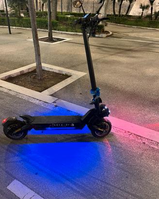 Bicicletta , monopattino Spectre T8