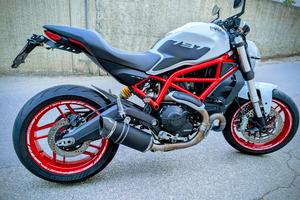 Ducati Monster 797