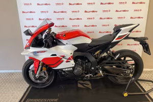 Yamaha YZF R3 70th