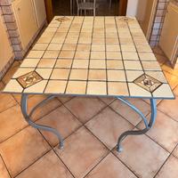 Tavolo ferro battuto artiginale 80x115 con Sedie 