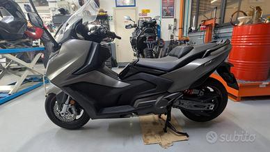 Kymco AK 550 PREMIUM