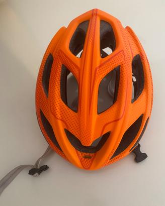 SCARPE E CASCO PER MTB