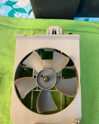 Ricambi microonde ariston 900w