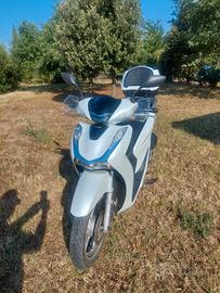 Honda SH 150i (2023) - Come Nuovo - 3 Anni Garanzi
