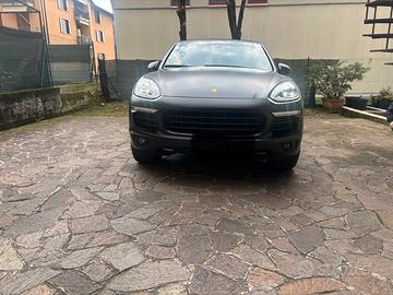 porche cayenne 3.0  diessel