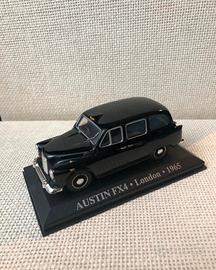 Modellino Austin Fx4 - London 1965