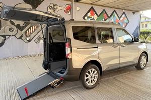Ford Courier pianale ribassato - 4+1