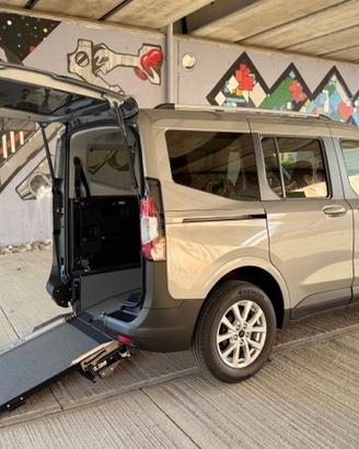 Ford Courier pianale ribassato - 4+1