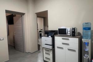 Postazioni ufficio + sala riunioni