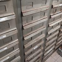 cassettiere in metallo 18 pz