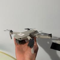 Drone Dji mini 2 SE Combo con tutti gli accessori