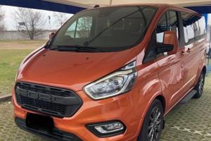 Ford Tourneo Custom 320 2.0 EcoBlue 170CV aut. Tit