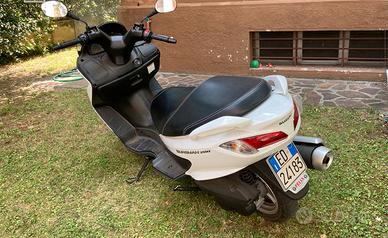 Suzuki Burgman 200 ABS