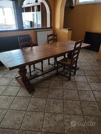 Tavolo in legno massello di rovere